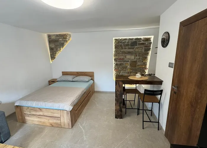 Ivano&ivona アパート イゾラ